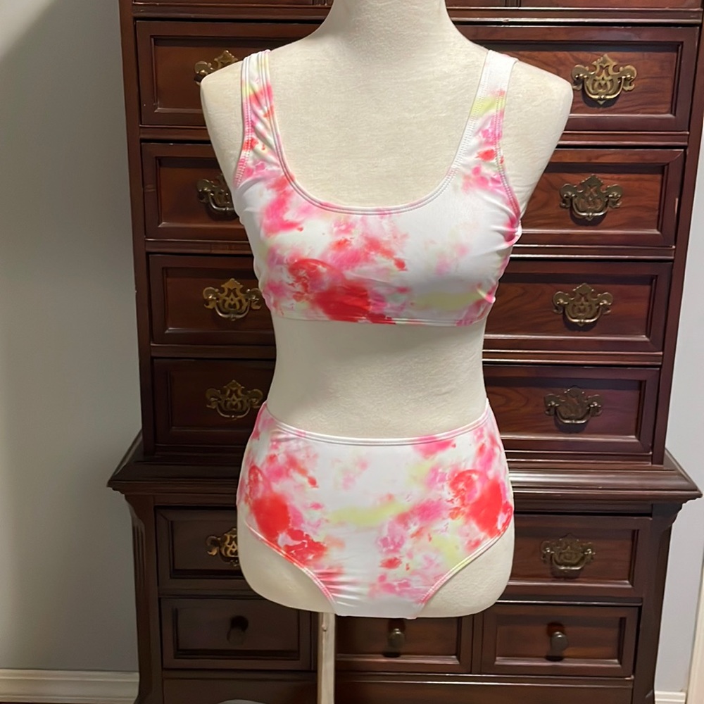Shein tie dye bikini size M NWT